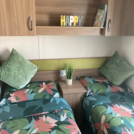 Caravan A114 Willow Grove - Flamingo Land Village *