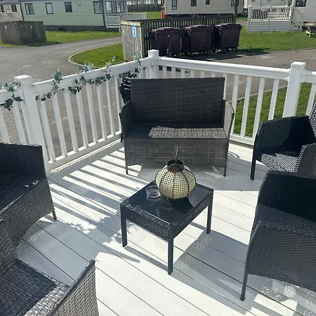 Caravan A114 Willow Grove - Flamingo Land Village Marton near Pickering